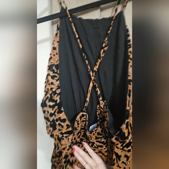 LULU'S Intention Brown Leopard Burnout Velvet Print Dress. Size medium - Picture 11 of 13
